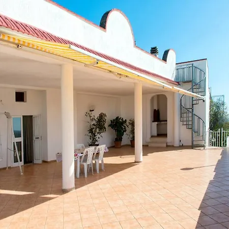 Holiday home Masseria Monte Torto *